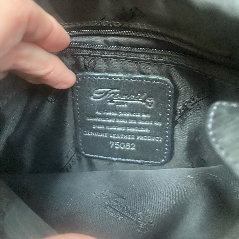 Fossil crossbody genuine leather flap bag - Picture 6 of 8